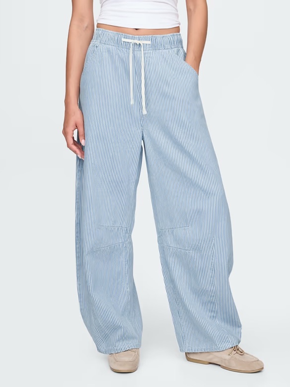 GAP Mid Rise UltraSoft Denim Stripe Easy Horseshoe Jeans in Railroad Stripe - Picture 5 of 5